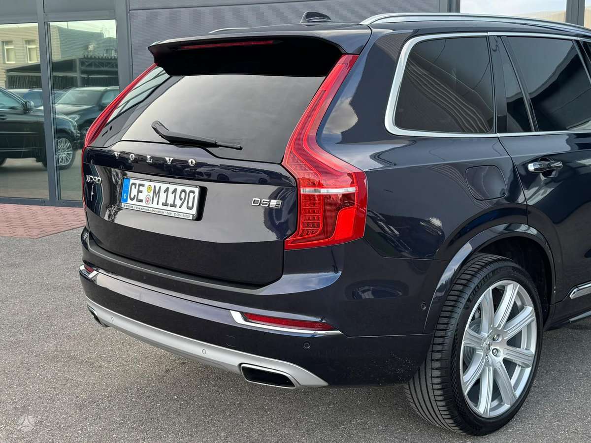 Volvo XC90 - 9