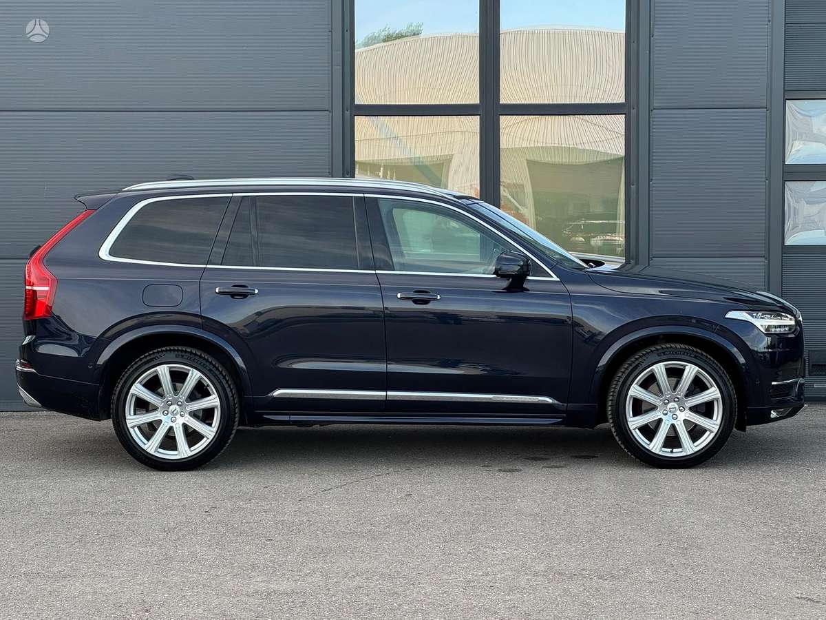 Volvo XC90 - 12