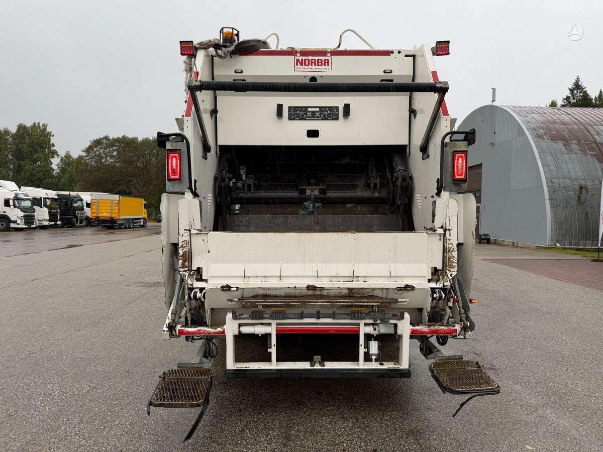 Scania P360, garbage trucks