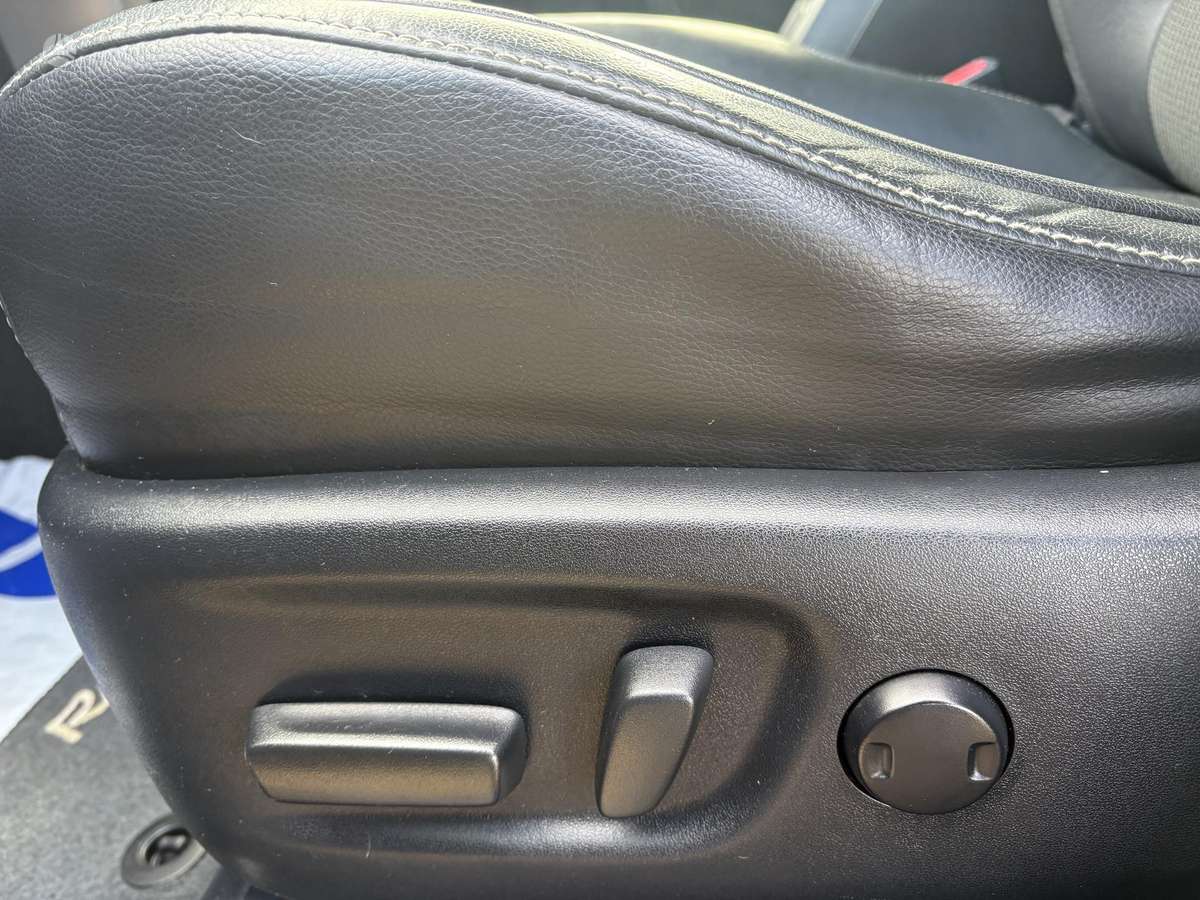 Toyota RAV4 - 10
