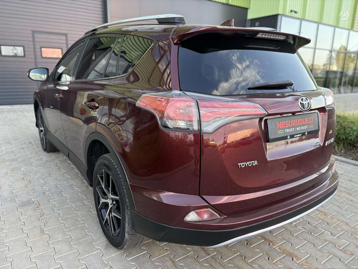 Toyota RAV4 - 3