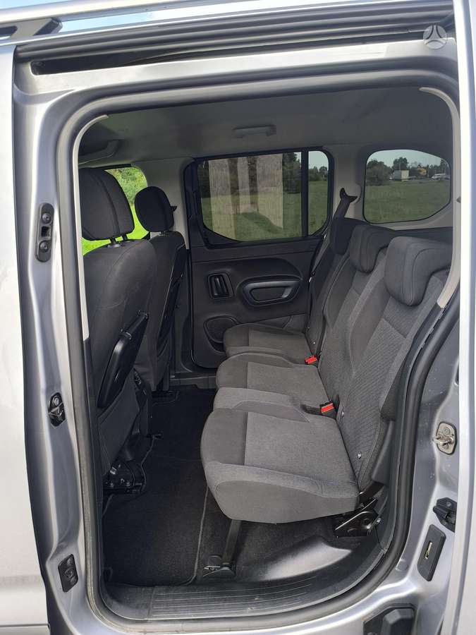 Peugeot Rifter - 12