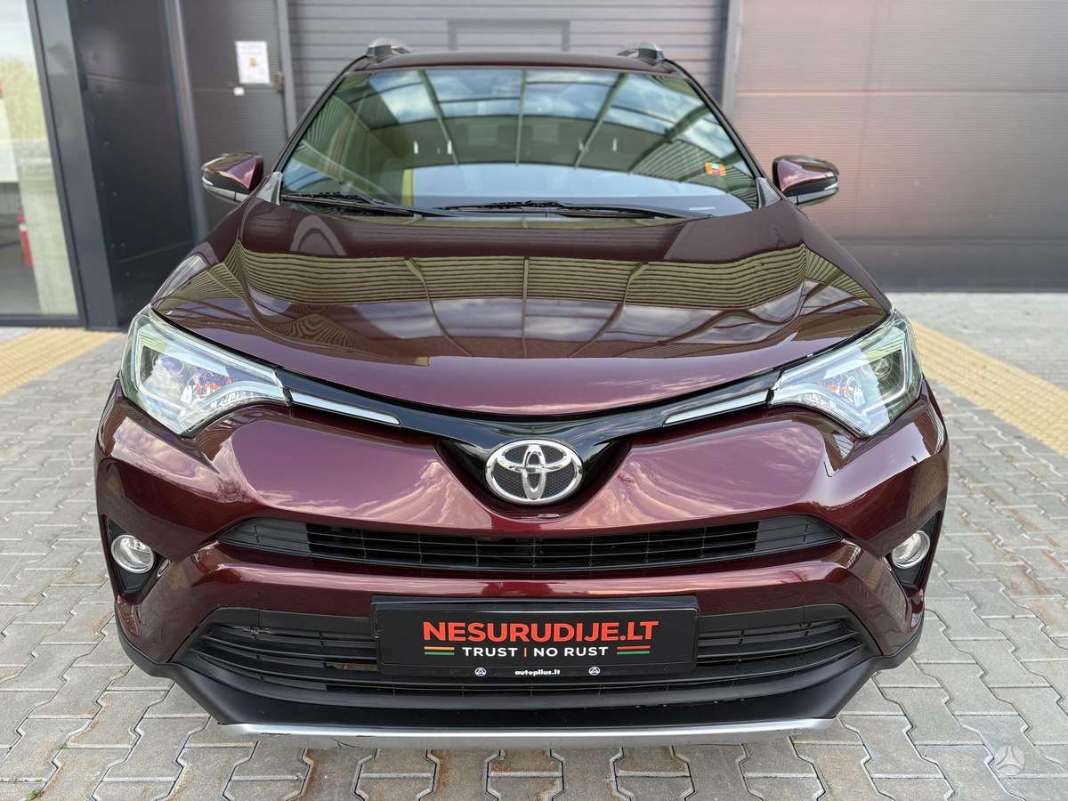 Toyota RAV4 - 7
