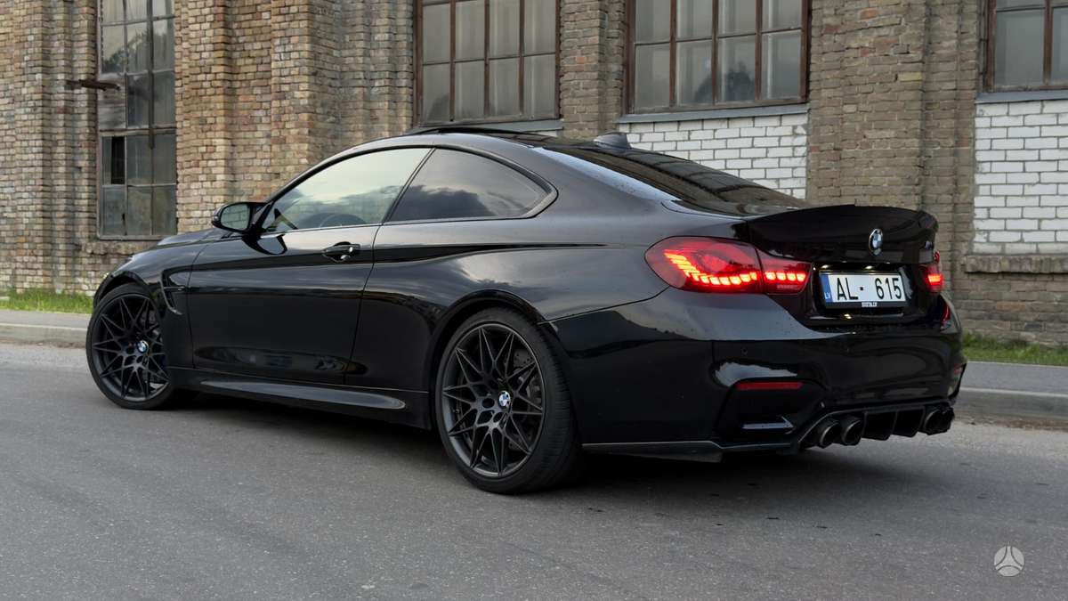 BMW M4, coupe