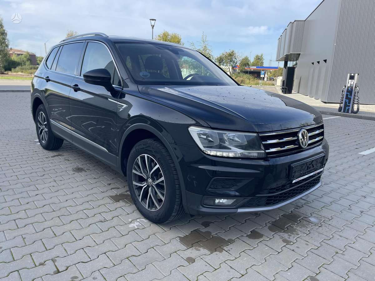 Volkswagen Tiguan - 5