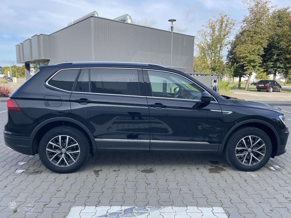 Volkswagen Tiguan - 8