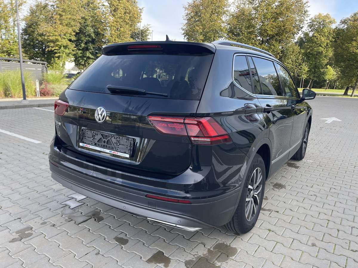 Volkswagen Tiguan - 12