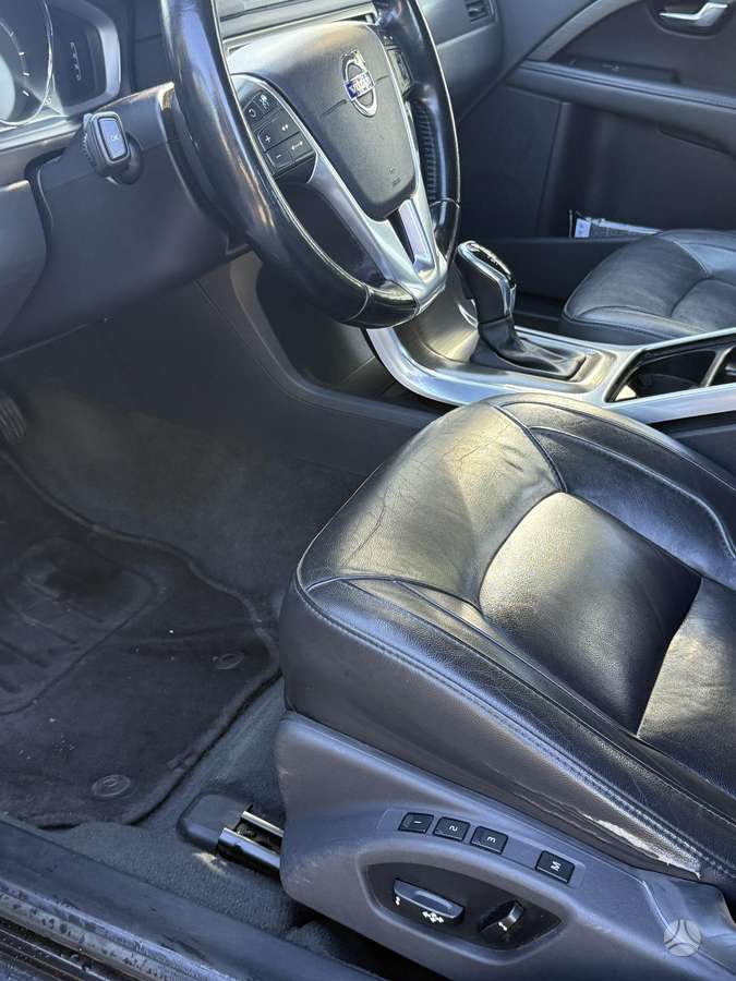 Volvo S80, 2.0 l., Седан