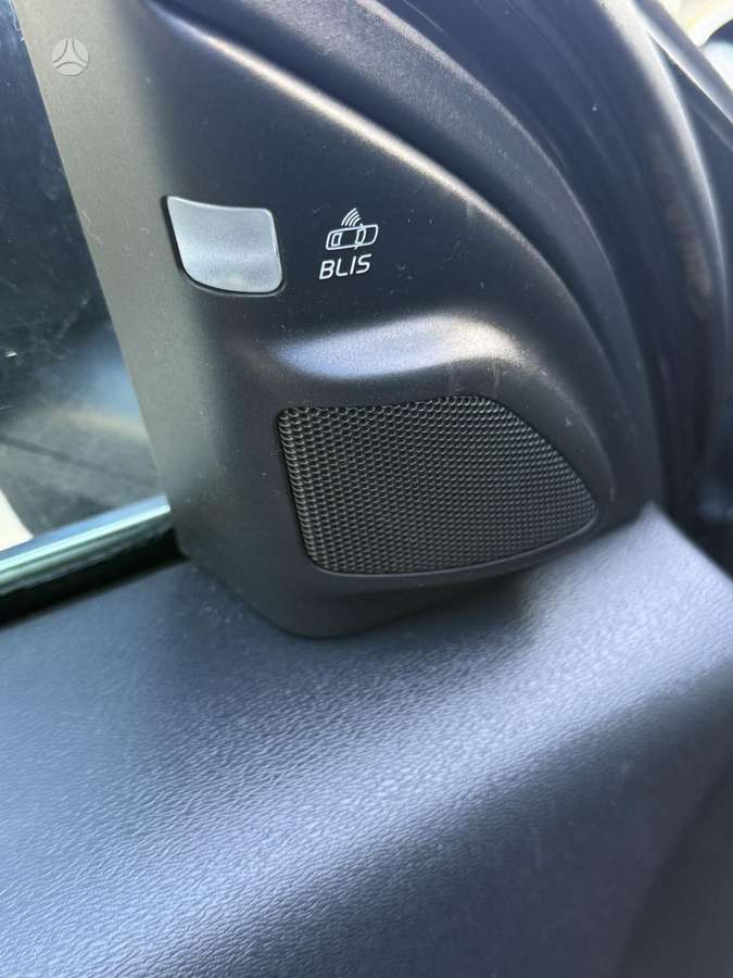Volvo S80, 2.0 l., Седан