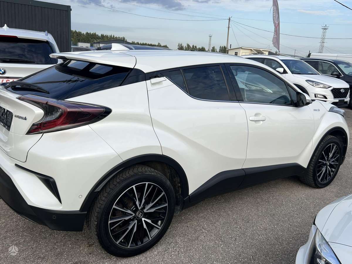 Toyota C-HR - 6