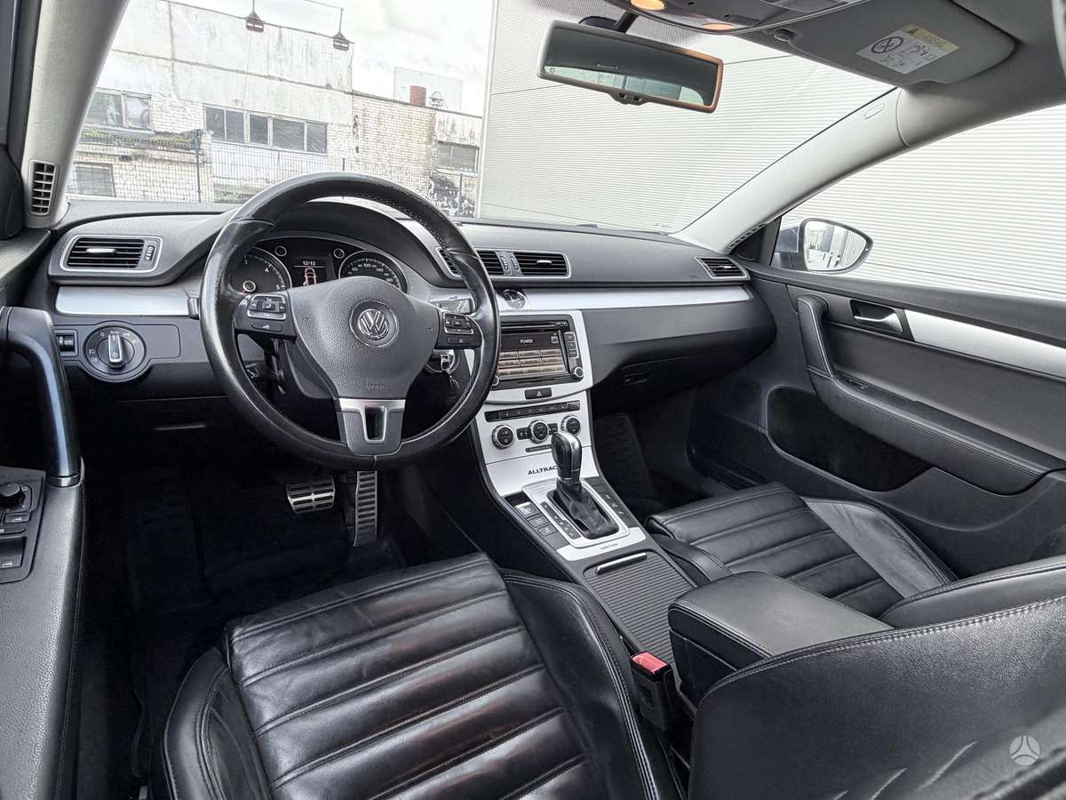 Volkswagen Passat Alltrack - 8