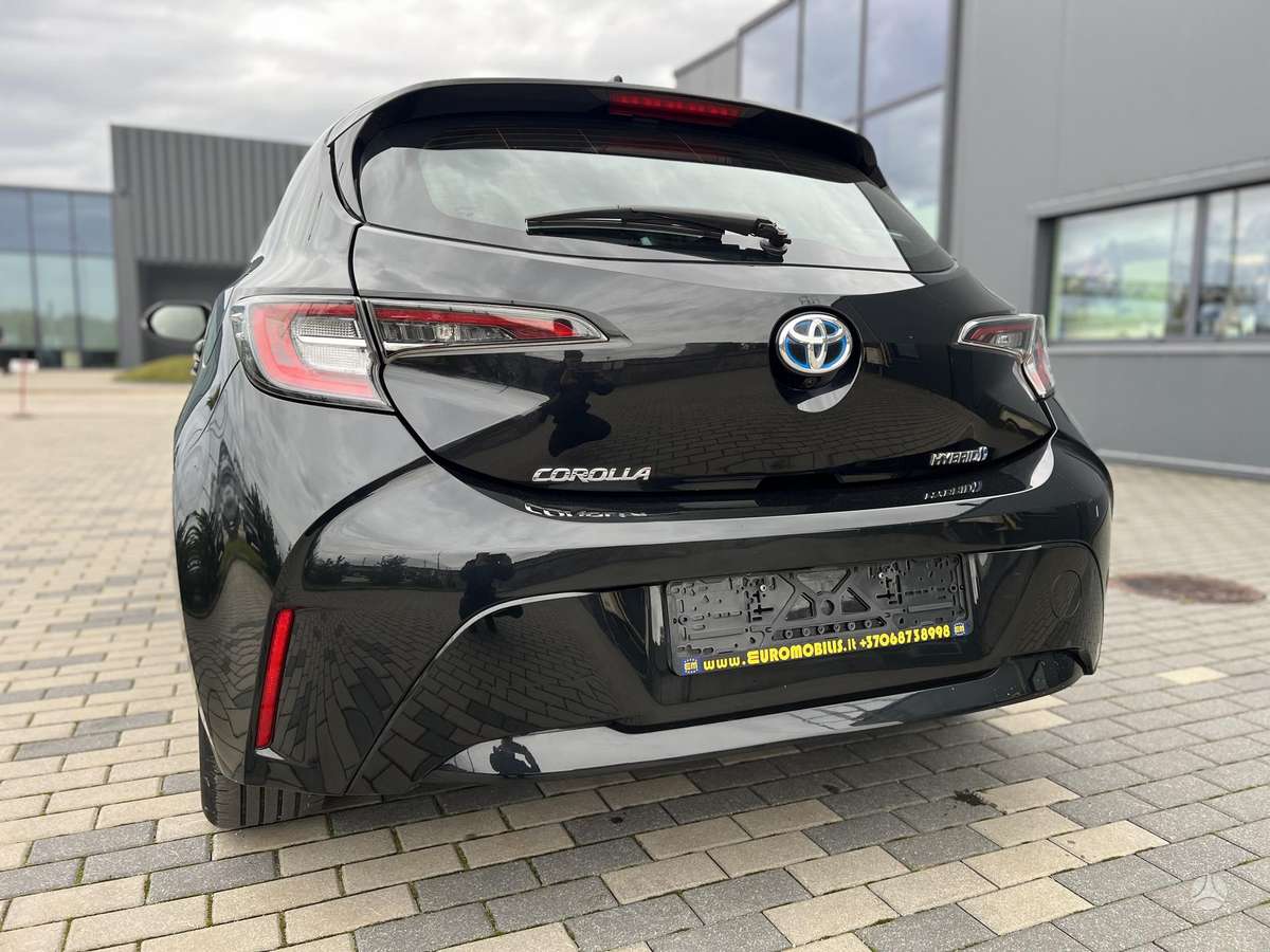 Toyota Corolla - 10