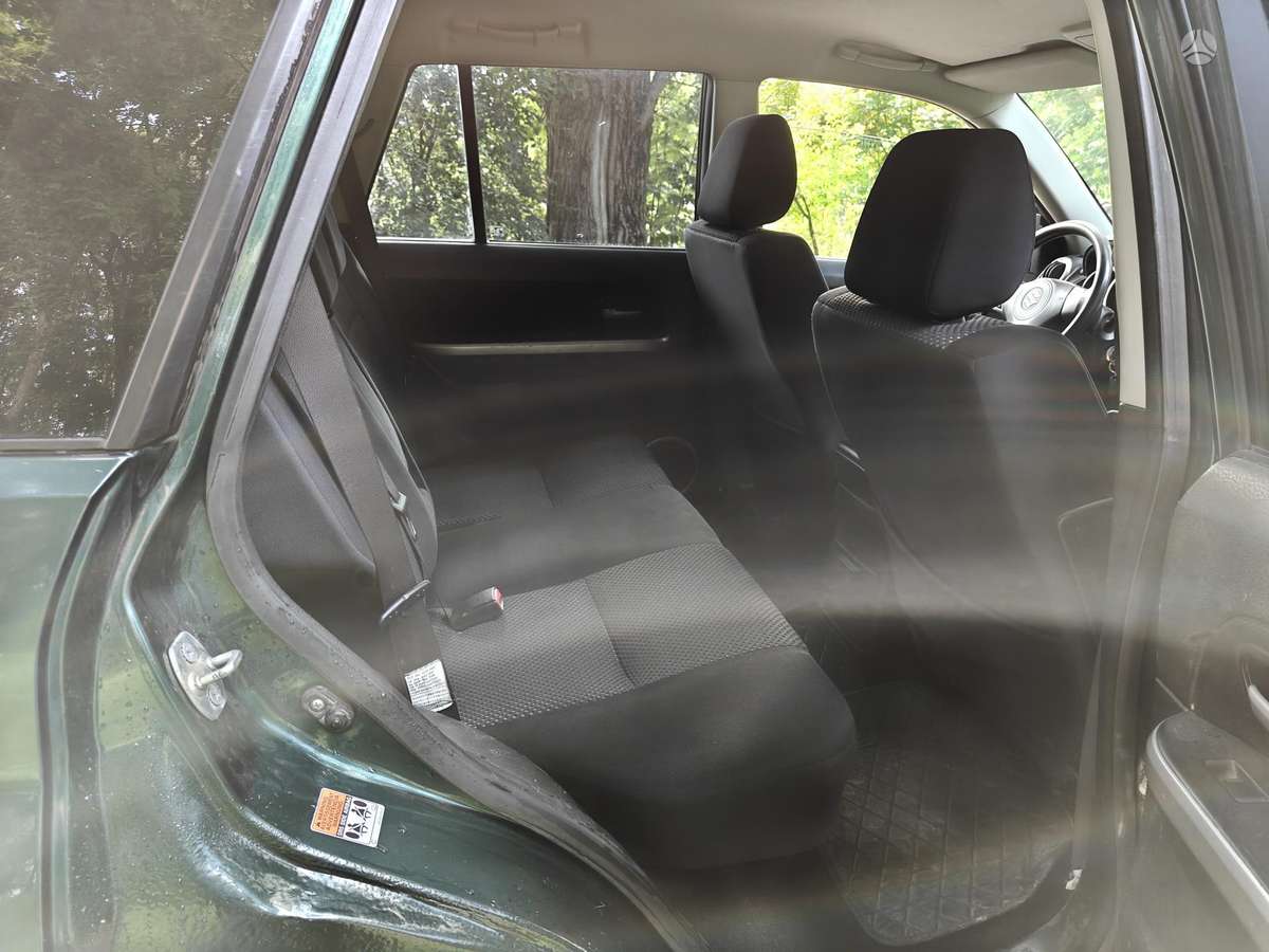 Suzuki Grand Vitara - 11