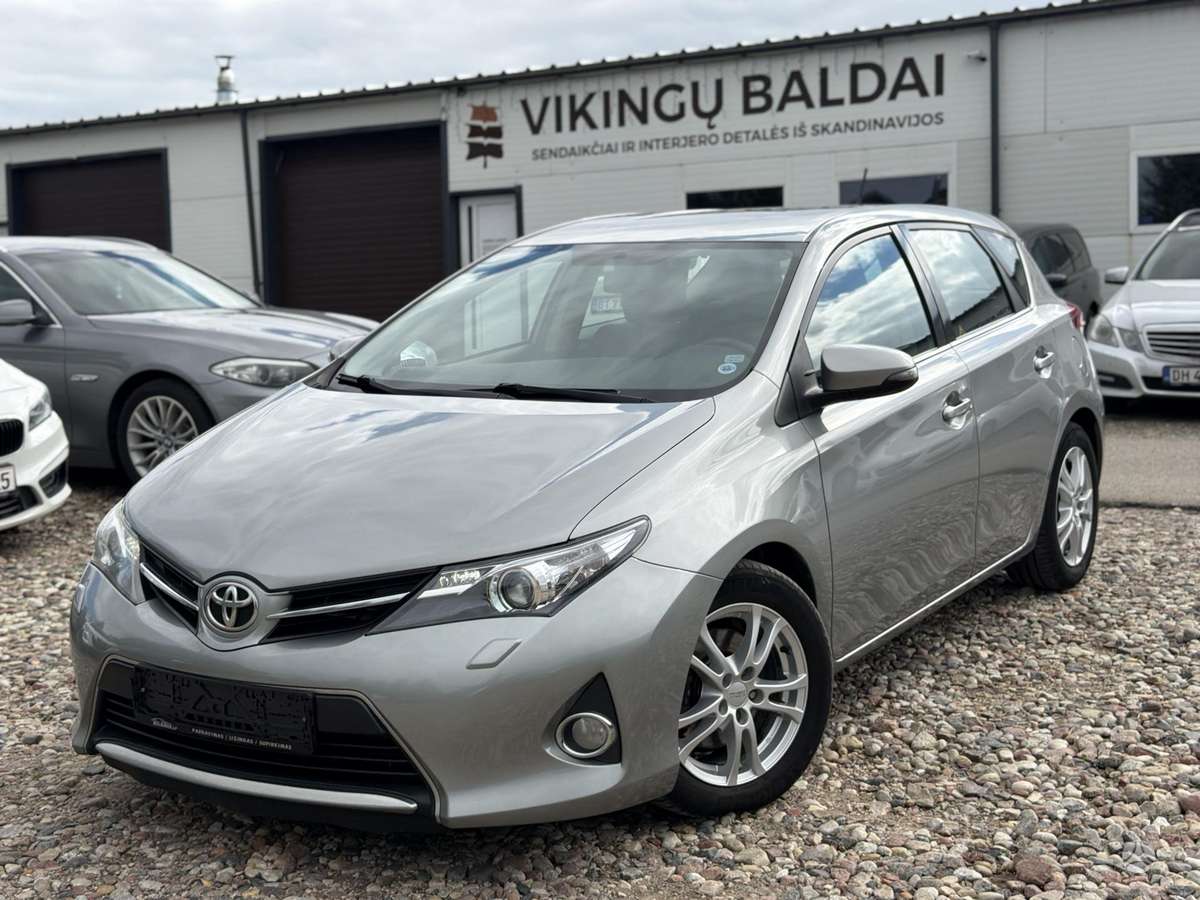 Toyota Auris - 3