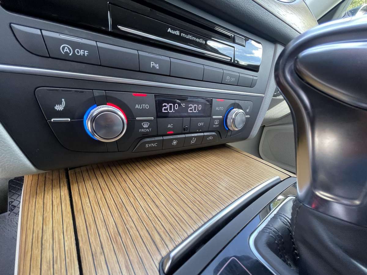 Audi A6, 2.0 l., Универсал
