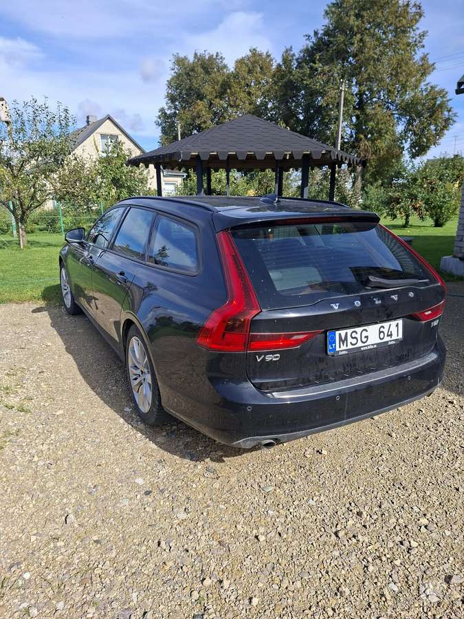 Volvo V90 - 3