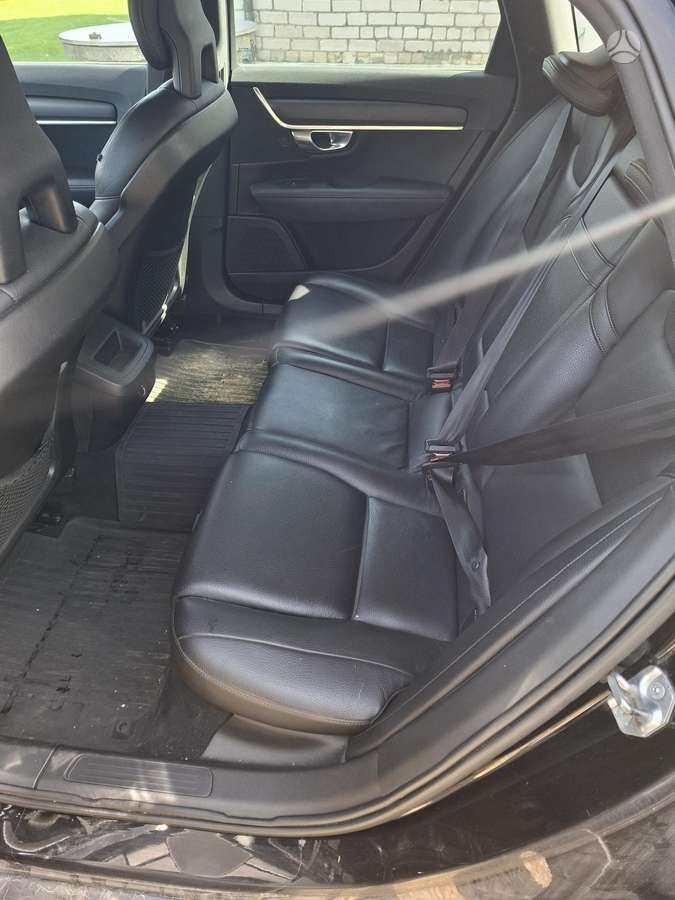 Volvo V90 - 6