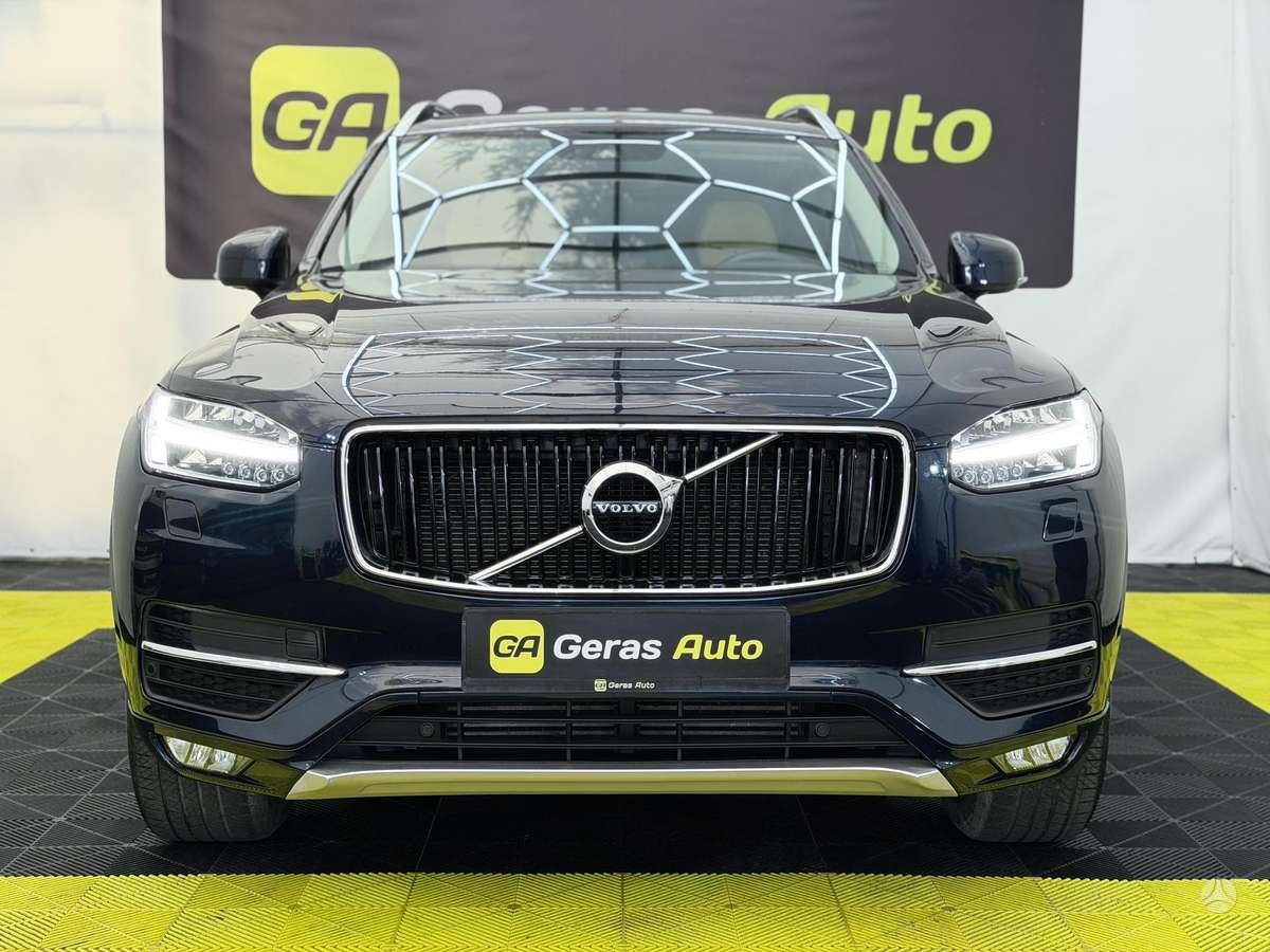 Volvo XC90 - 2