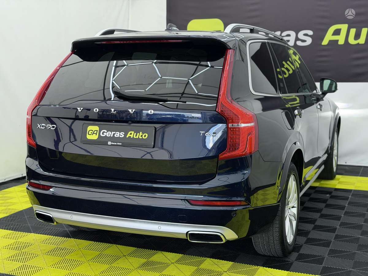 Volvo XC90 - 4