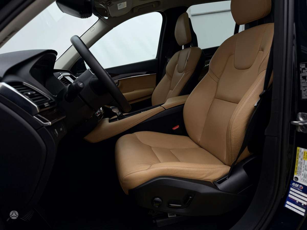 Volvo XC90 - 10