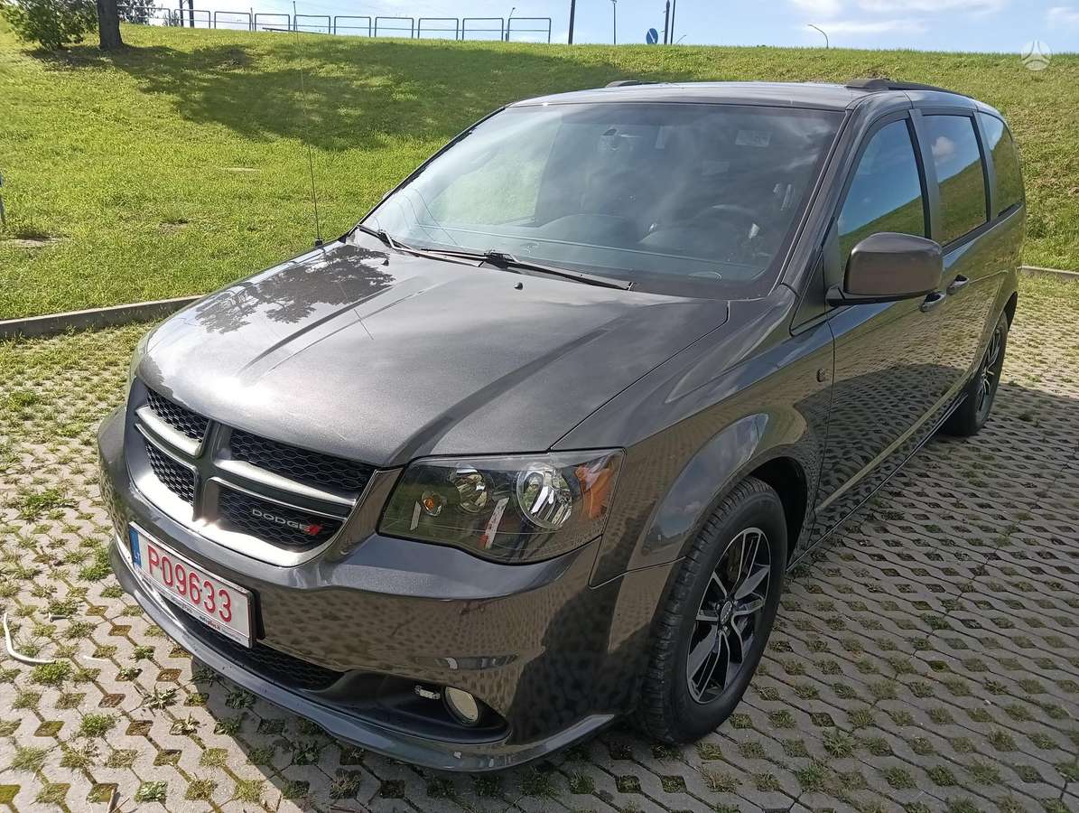 Dodge Grand Caravan - 1