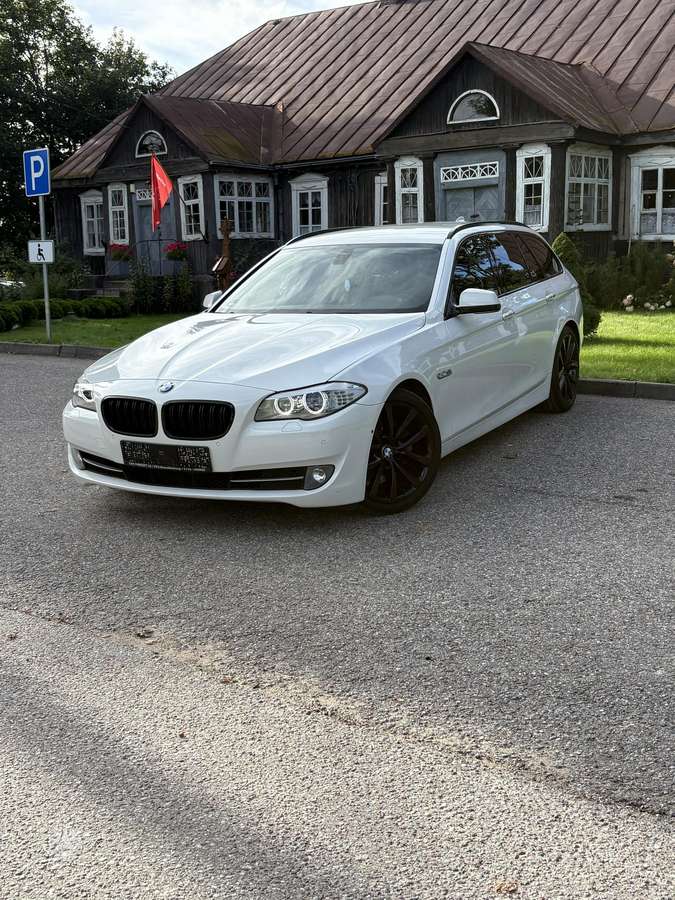 BMW 520, 2.0 l., universalas