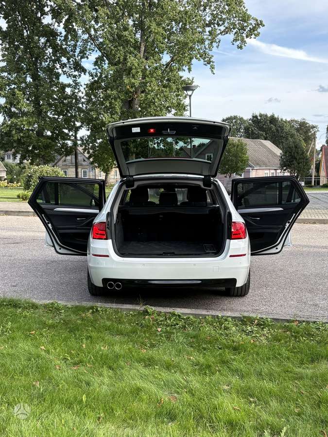 BMW 520, 2.0 l., wagon