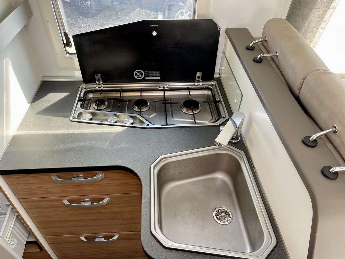 Adria Matrix 600 SP, campers