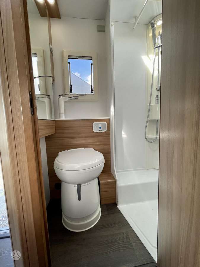 Adria Matrix 600 SP, campers