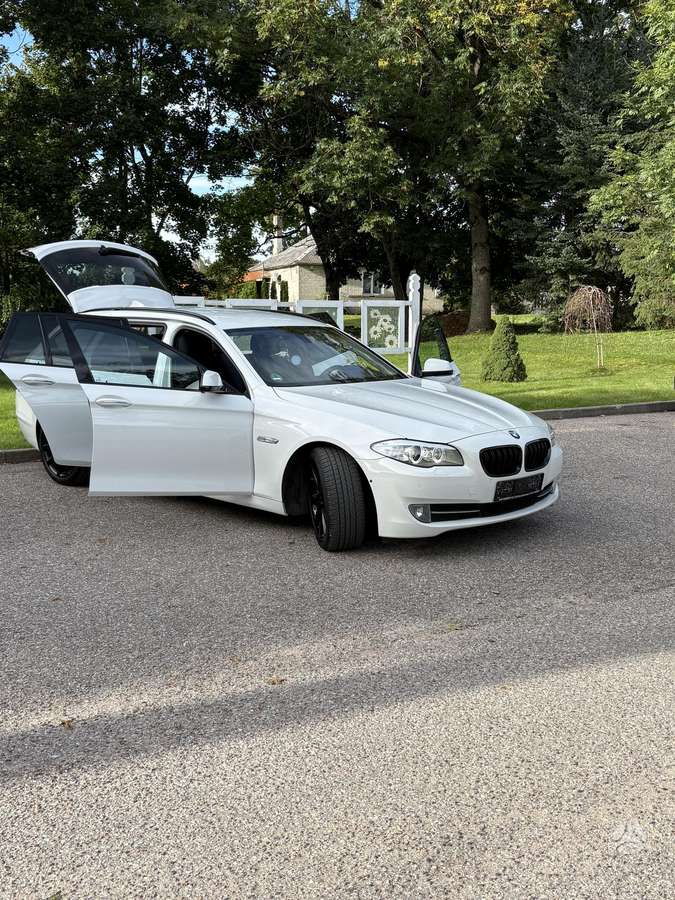 BMW 520, 2.0 l., Универсал