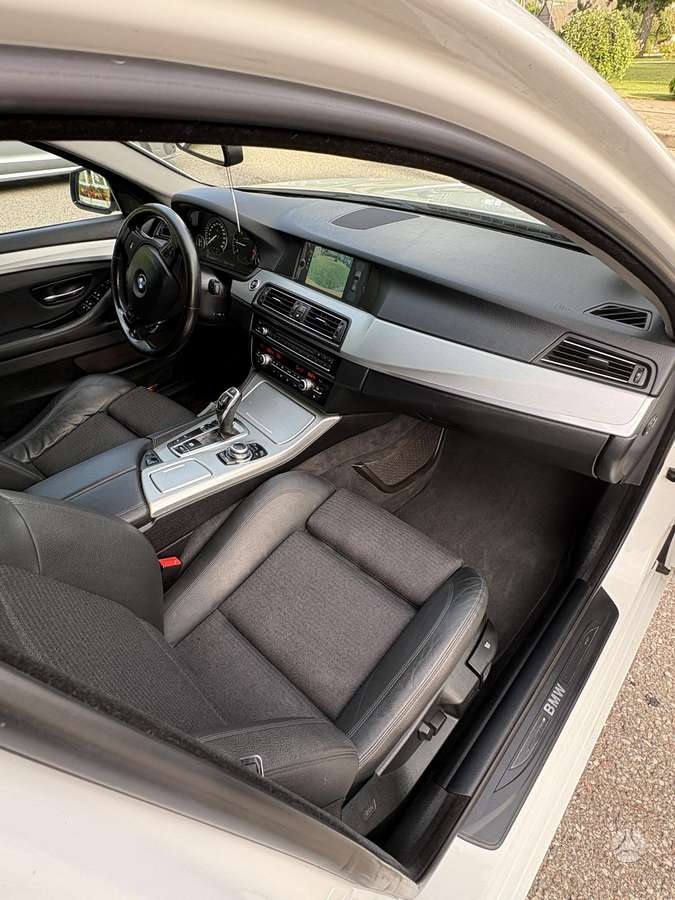 BMW 520, 2.0 l., wagon