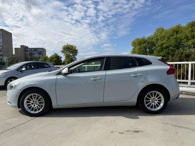 Volvo V40 - 1
