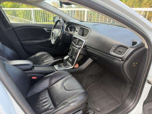 Volvo V40 - 4
