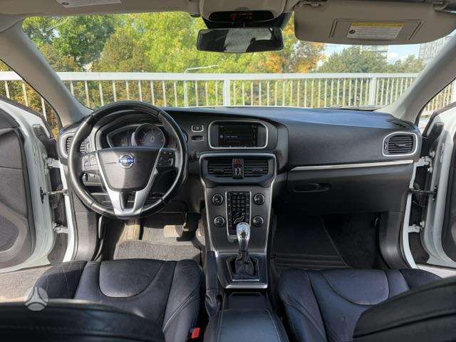 Volvo V40 - 5