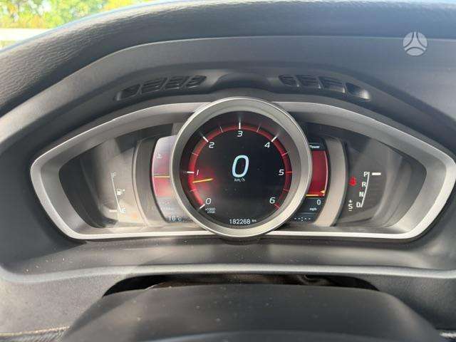 Volvo V40 - 6