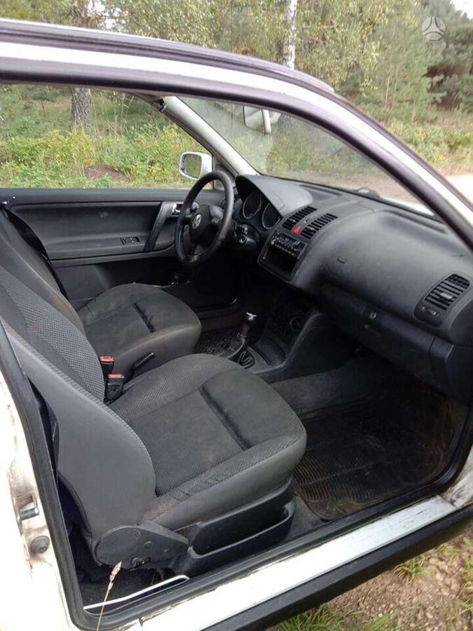 Volkswagen Polo - 6