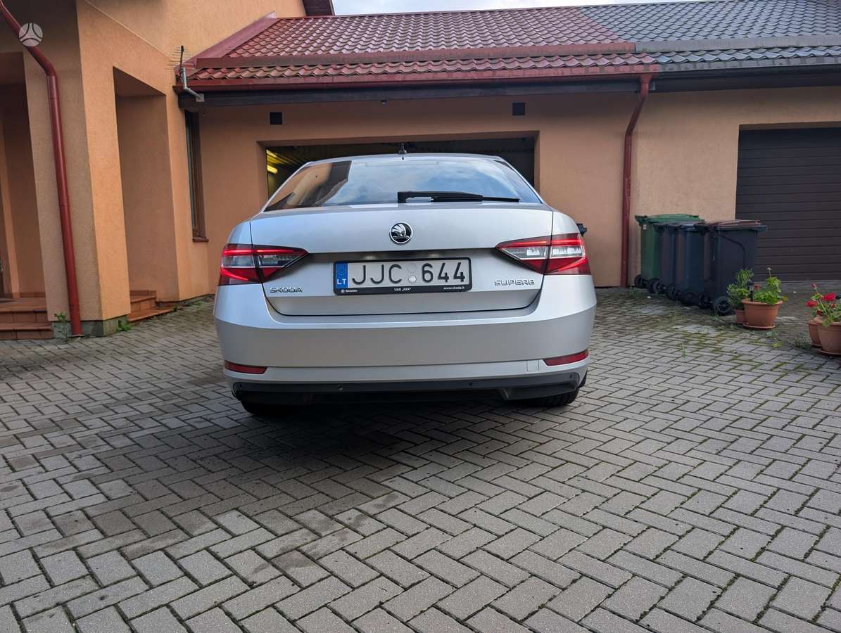 Škoda Superb - 5