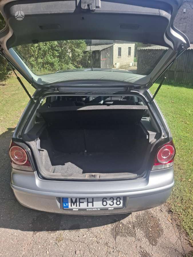 Volkswagen Polo - 4