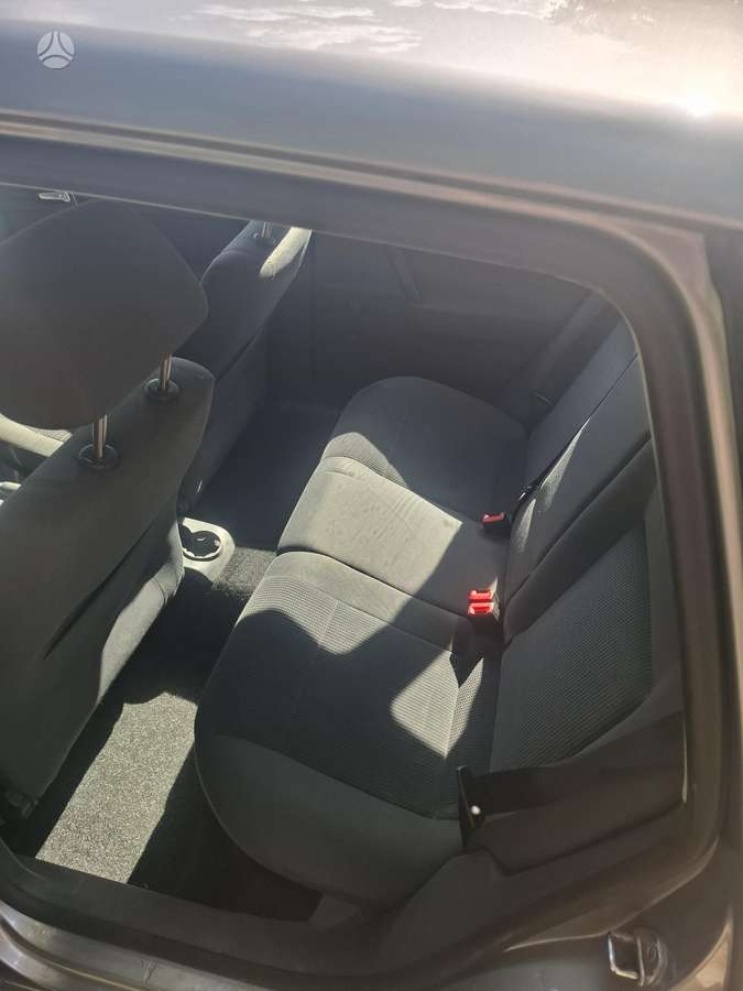 Volkswagen Polo - 5