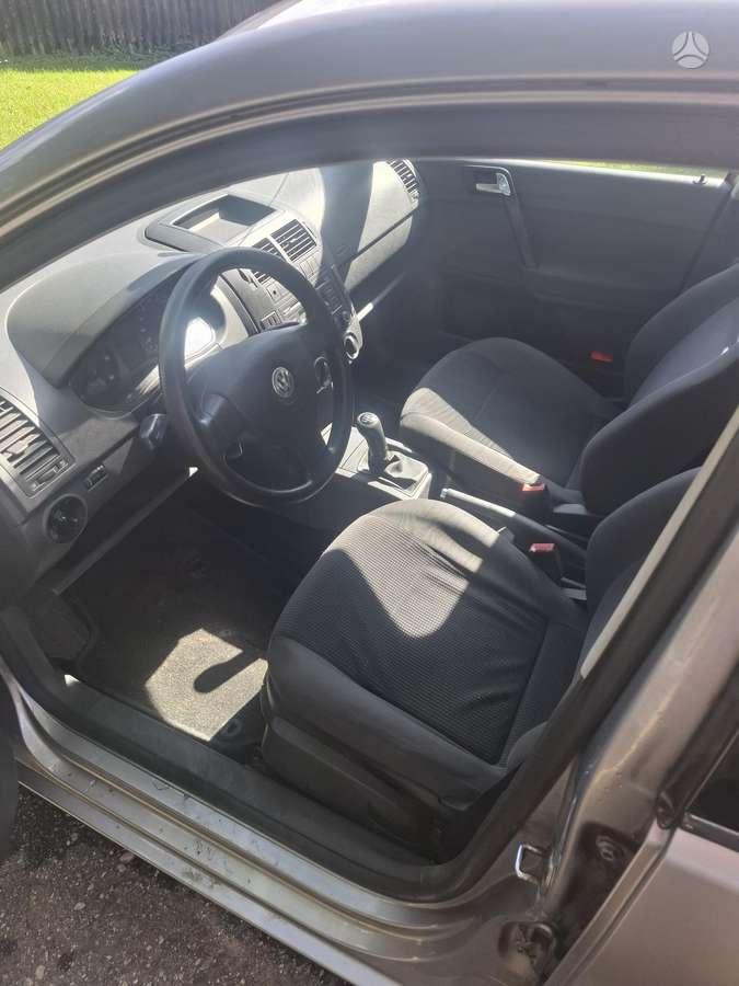 Volkswagen Polo - 6