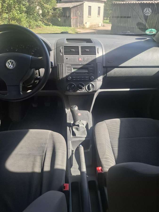 Volkswagen Polo - 7