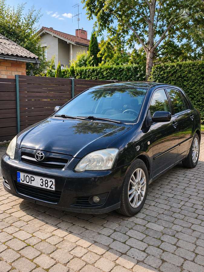 Toyota Corolla, hatchback