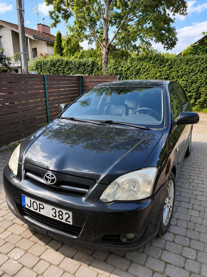 Toyota Corolla, hatchback