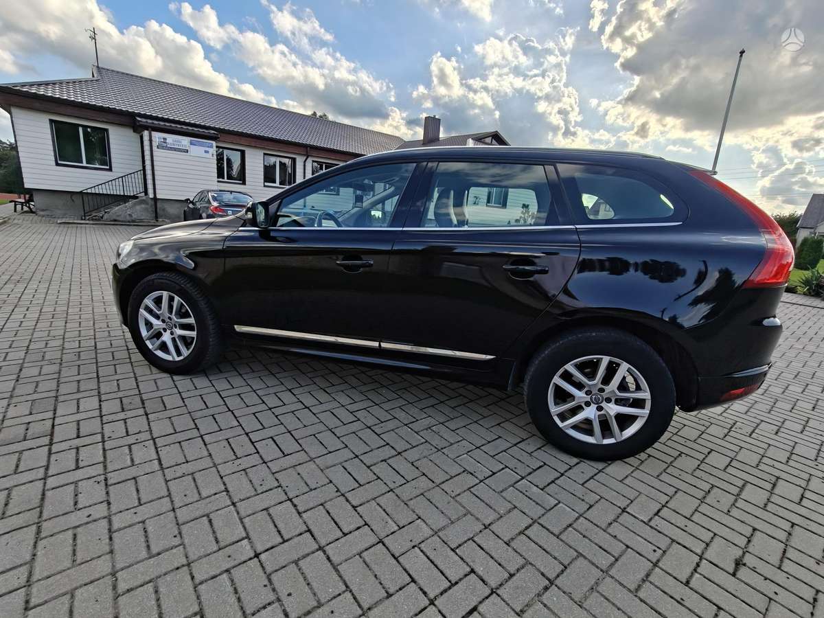 Volvo XC60, 2.0 l., hatchback