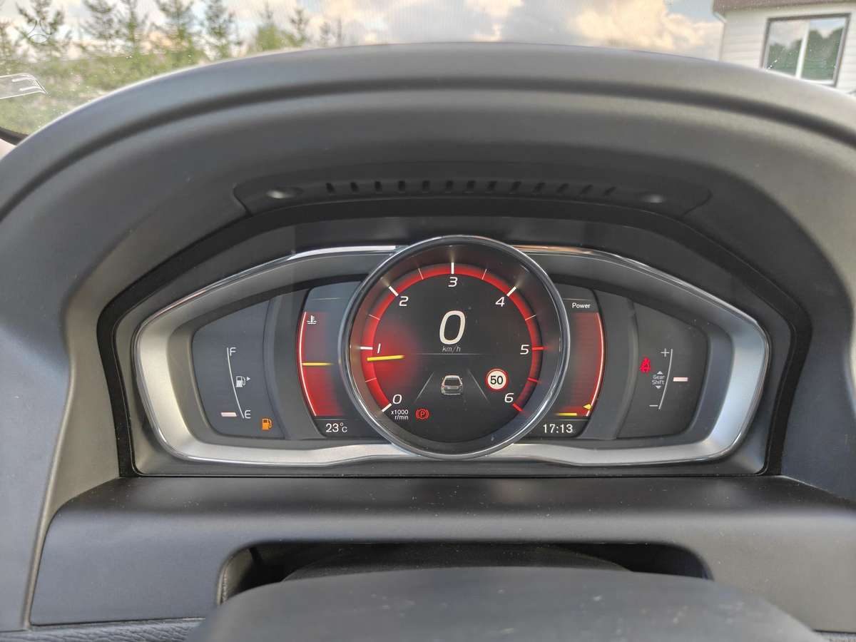 Volvo XC60, 2.0 l., Хэтчбек