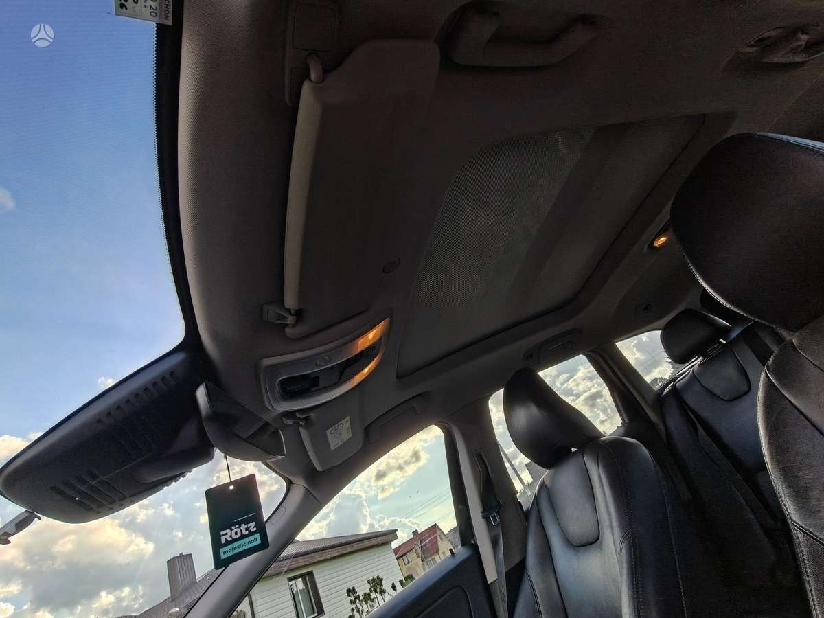 Volvo XC60, 2.0 l., Хэтчбек