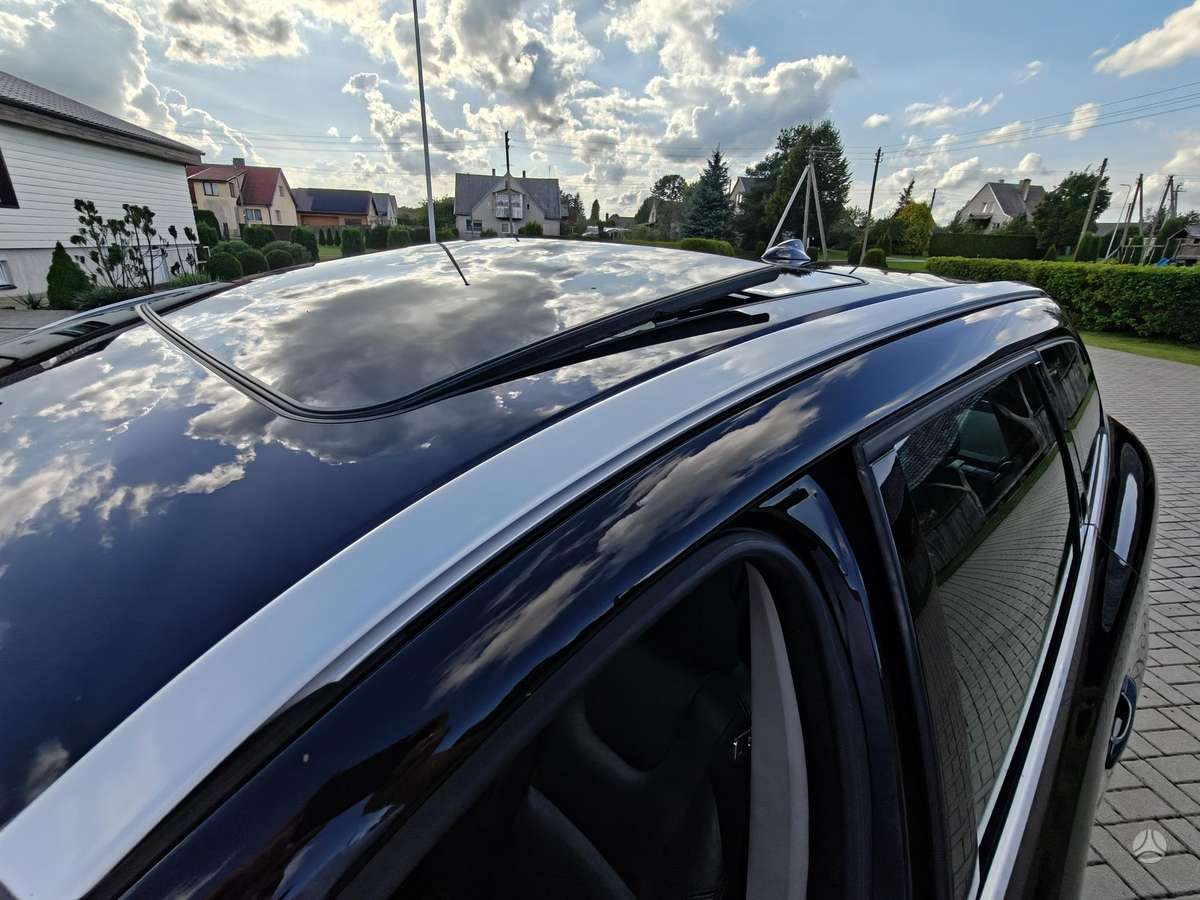 Volvo XC60, 2.0 l., hatchback