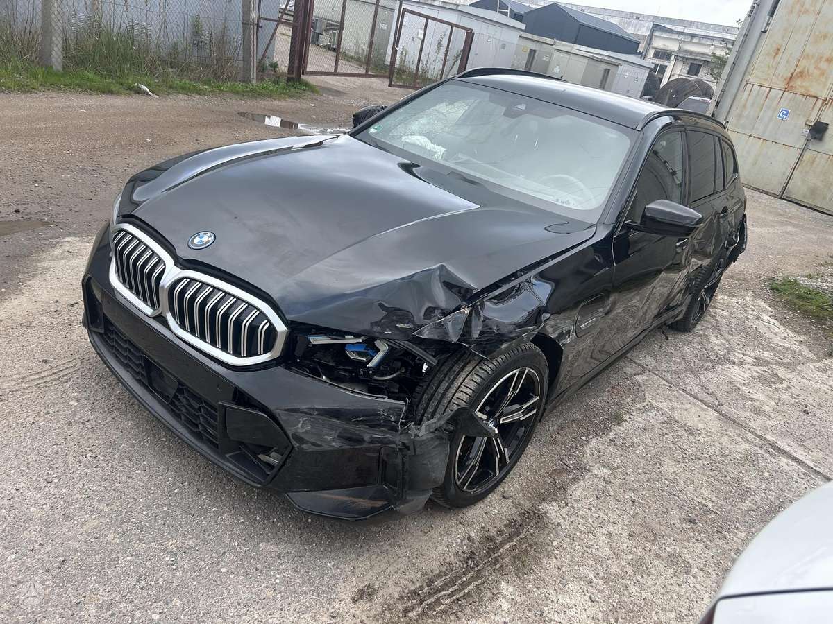 BMW 320 - 2