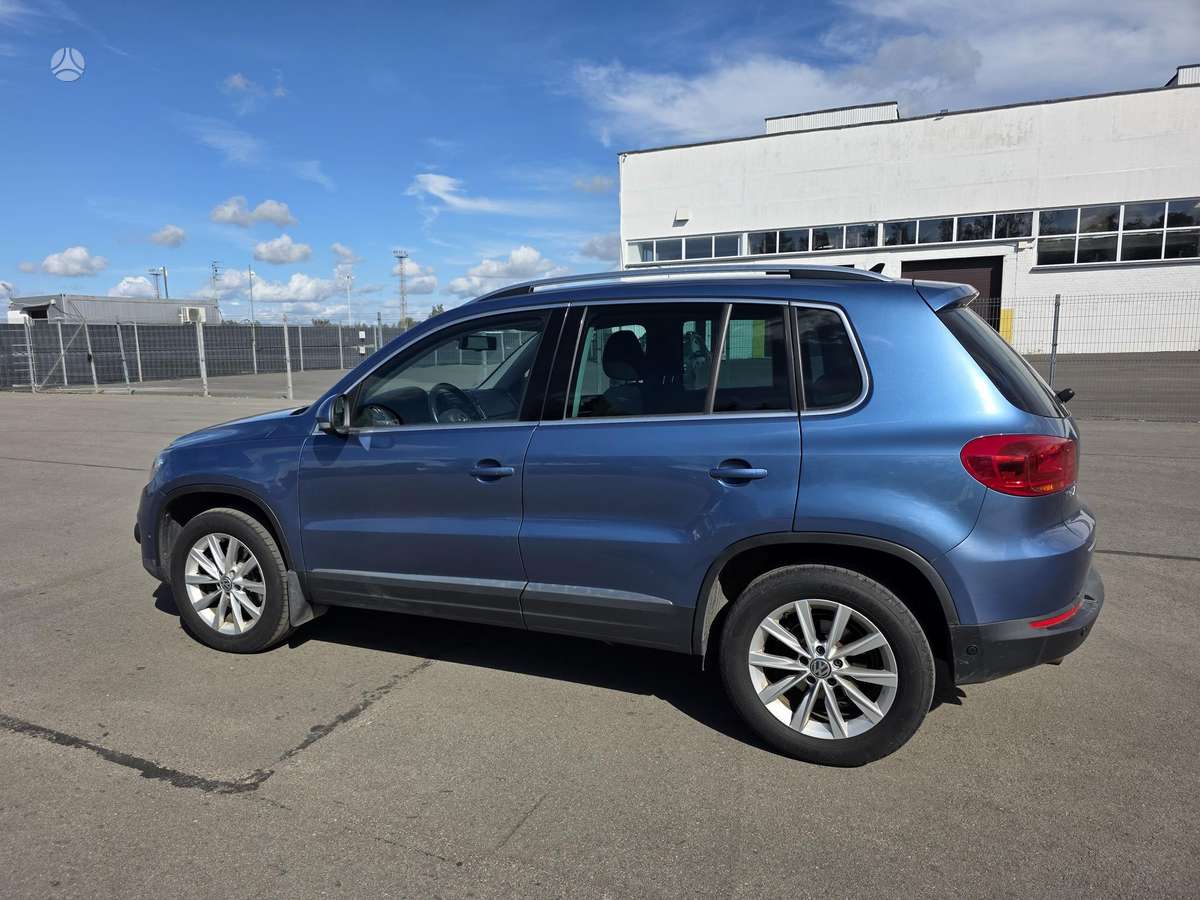 Volkswagen Tiguan - 6