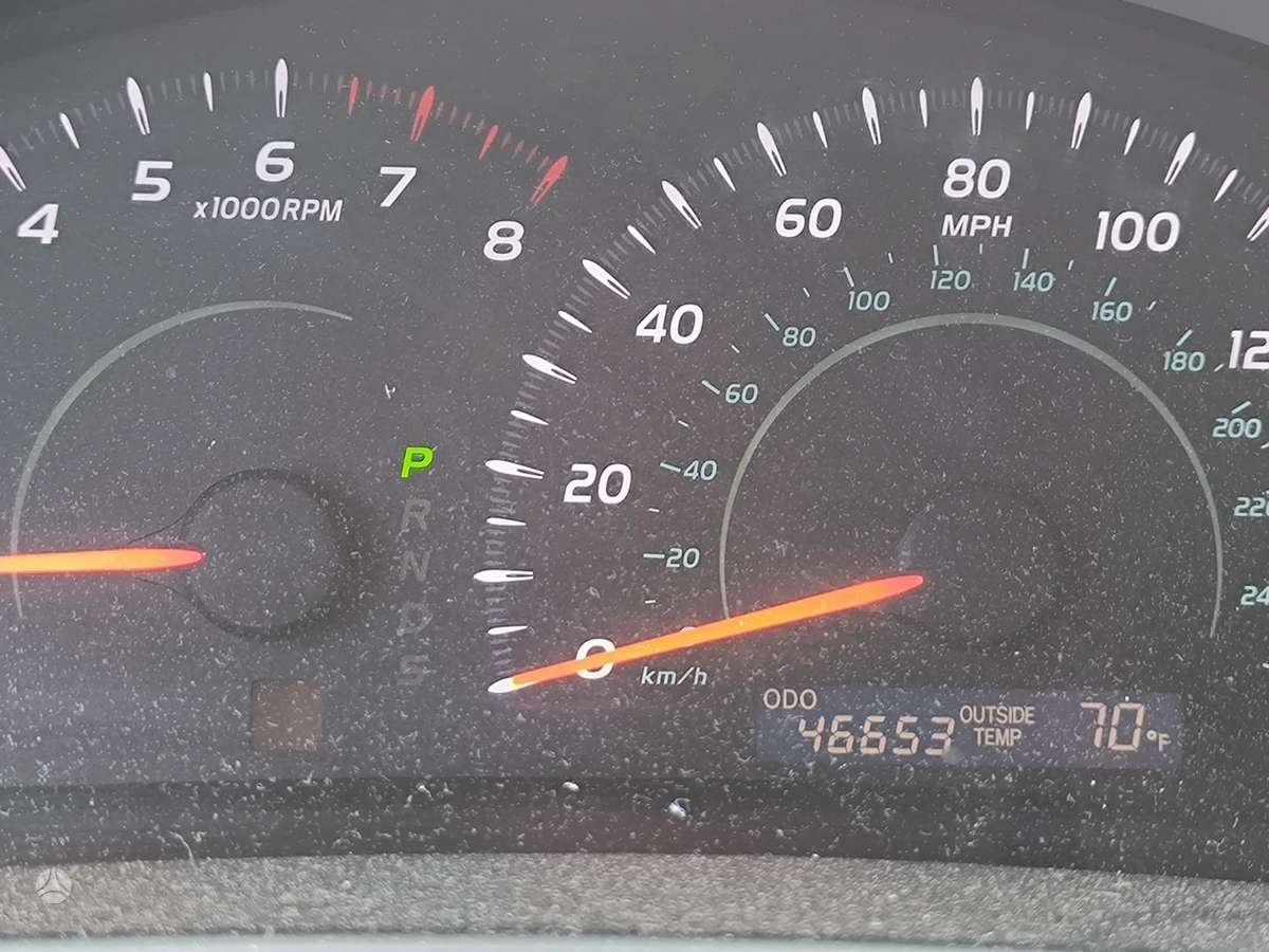 Toyota Camry - 9